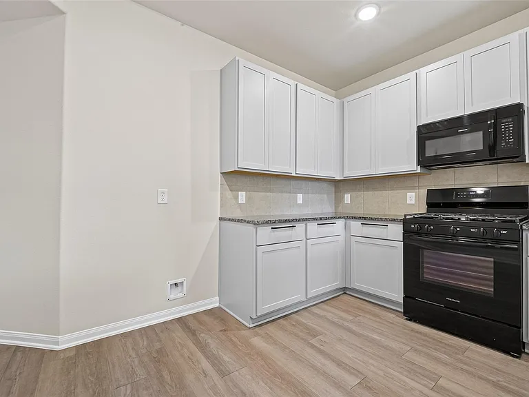 25331 Yellowbells Pl — Photo 14