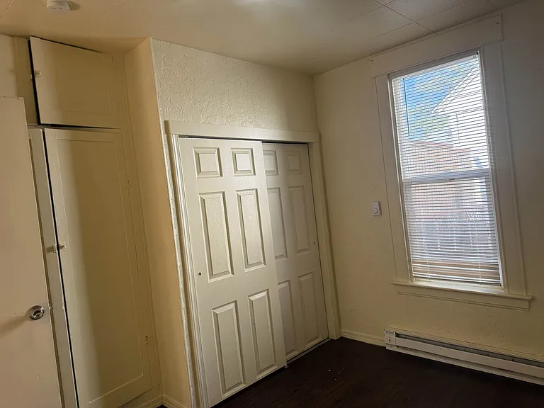 2717 W Gardner Ave — Photo 4