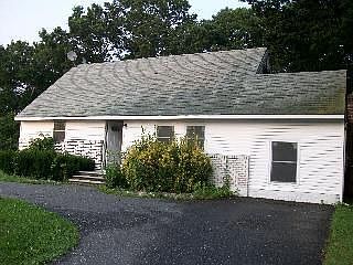 1st image of 27 Beech St