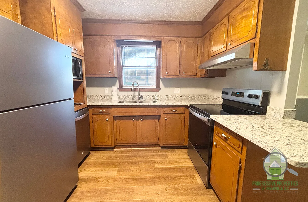 17 Eula Street - 1 — Photo 3