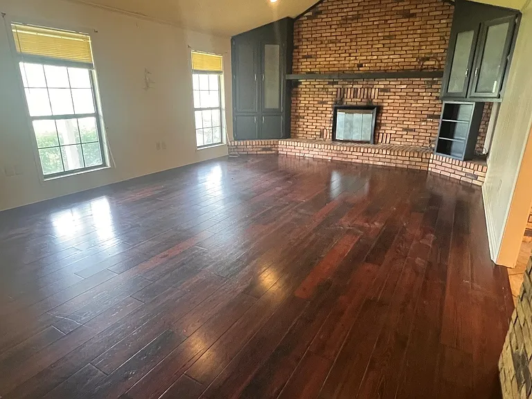 325 Lakeridge Trl — Photo 6