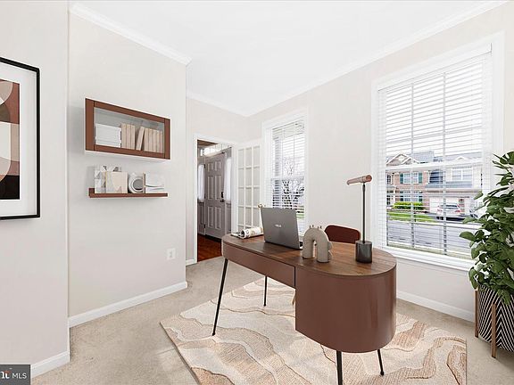 3rd image of 207 Tiger Way