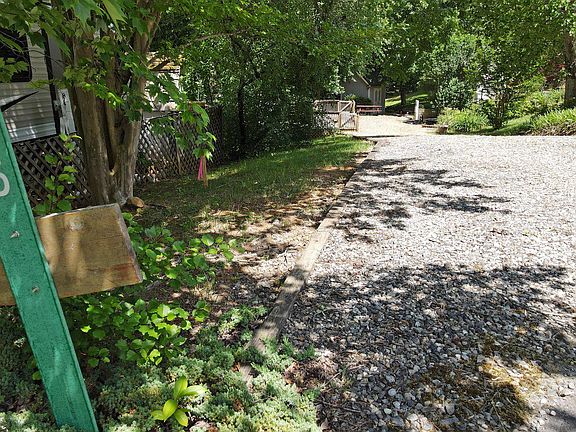 4th image of 85 Choestoe Valley Lane