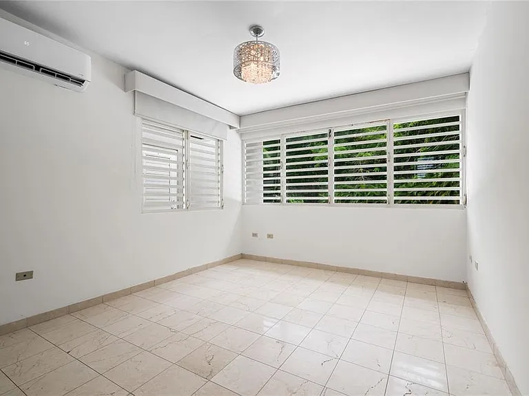 606 Calle 1 — Photo 19