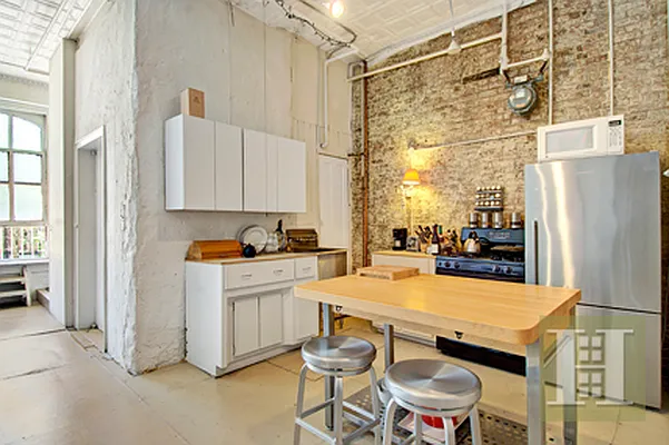 Rented by Halstead Real Estate | media 31