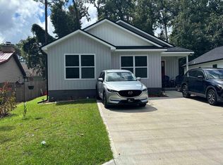 107 Spokan Trl, Crawfordville, FL 32327