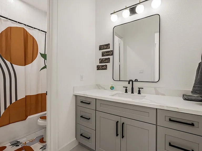 6528 Weston St #A — Photo 23