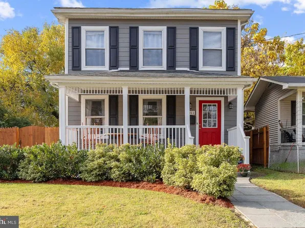 3911 Wallace Rd, Brentwood, MD 20722