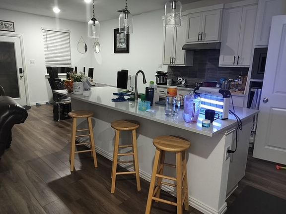 4th image of 505 Virginia Way #3