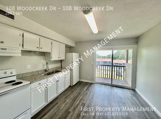 108 Woodcreek Dr, Rossville, GA 30741