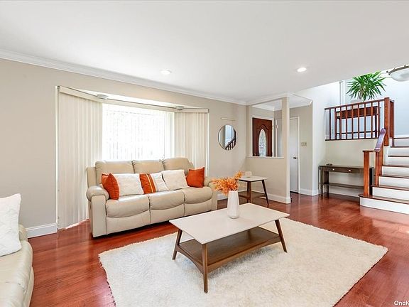 2nd image of 1743 Karen Ct