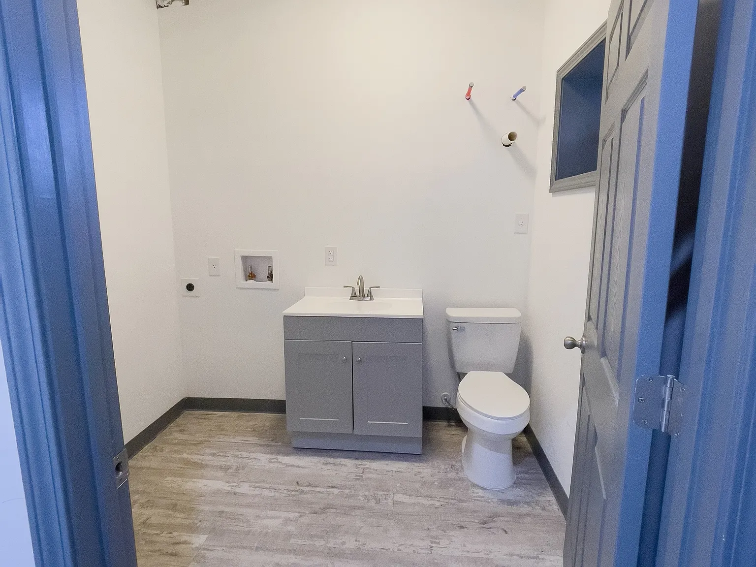 208 Fayette Street - B — Photo 2