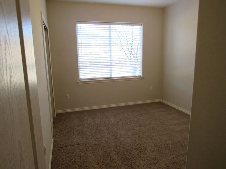 3601 E 103rd Cir #B13 — Photo 10