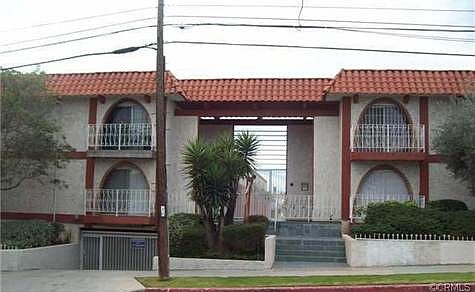 1st image of 852 W Beach Ave Unit 2