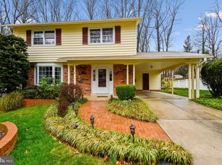 10009 E Constable Ct, Fairfax, VA 22032
