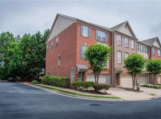3283 Greenwood Oak Dr, Norcross, GA 30092