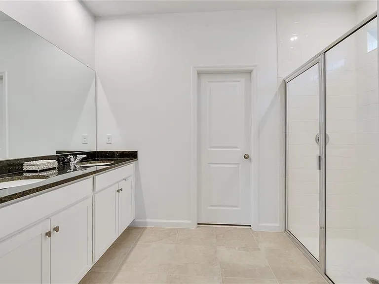 1098 Boardwalk Pl — Photo 29