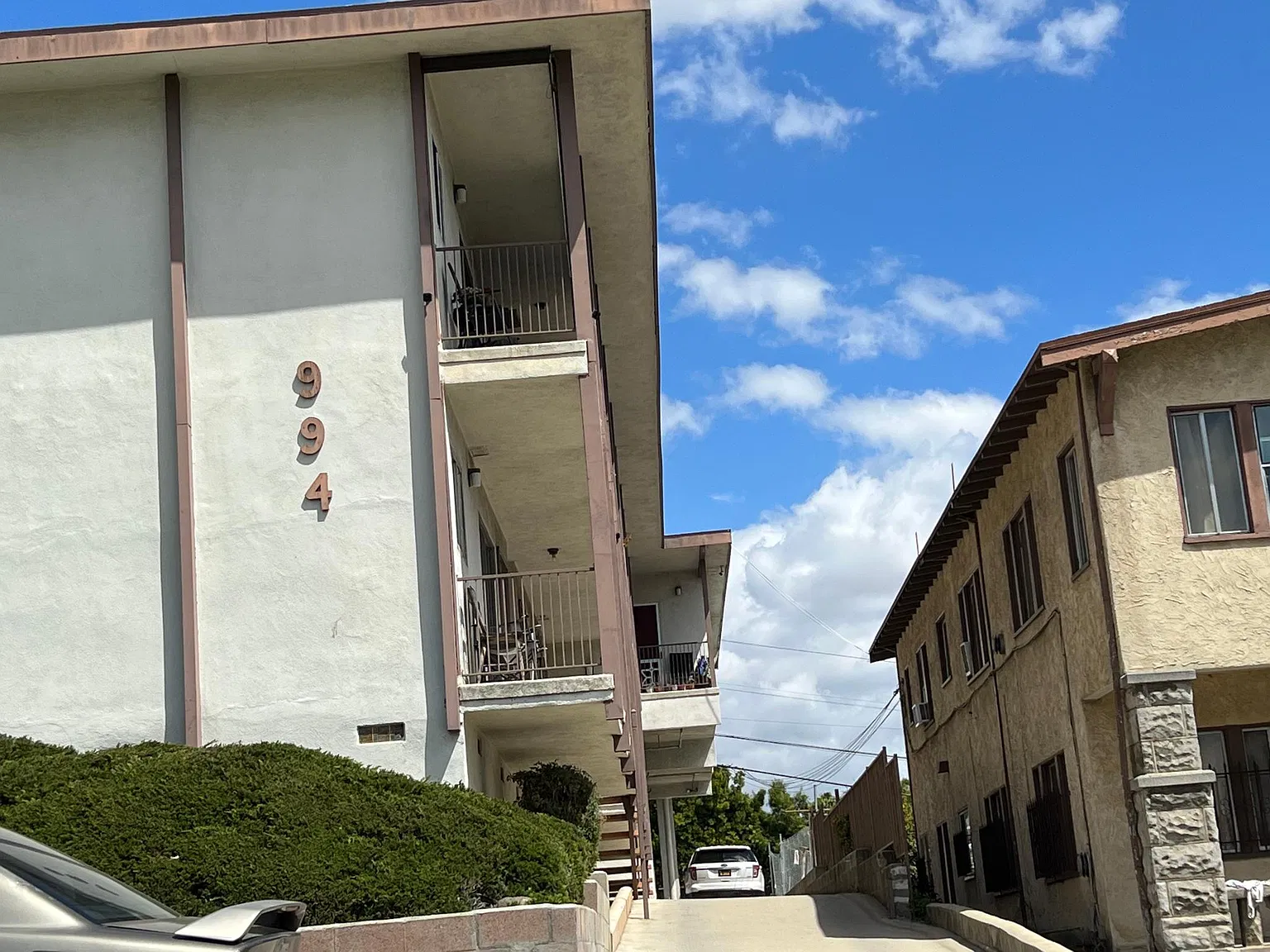 3 bed, 1200 sqft, $3,450 — Photo 3