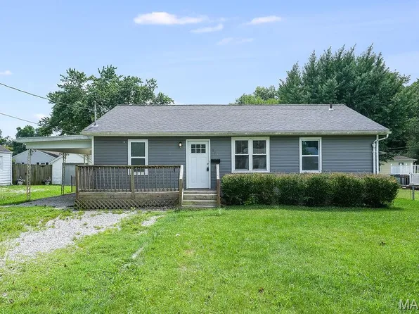 809 Dewey St, Belleville, IL 62221