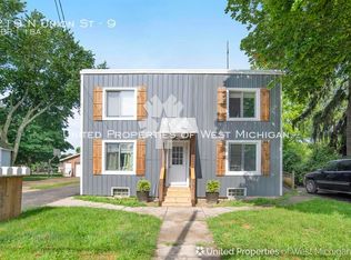 219 N Union St #9, Sparta, MI 49345