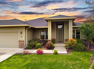 409 Fairway Estates Dr, Sutherlin, OR 97479