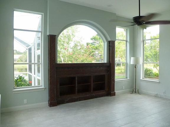 4th image of 2710 Pebble Beach Dr