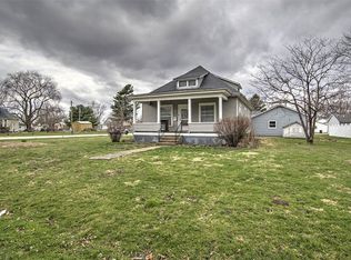 101 N Mary St, Assumption, IL 62510