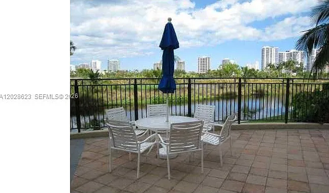 19501 W Country Club Dr #1511 — Photo 15