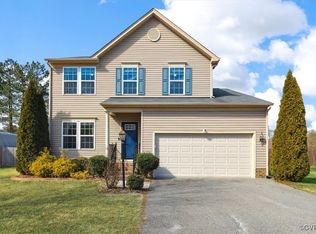 321 Taylor Farm Ln, Sandston, VA 23150