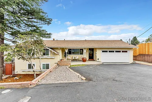 6789 Alamo Way Photo 1