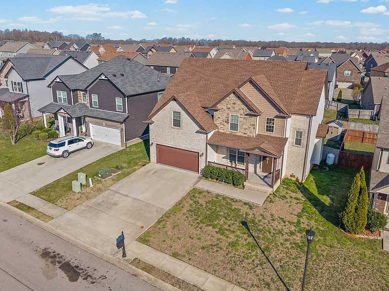 3747 Windmill Dr — Photo 34
