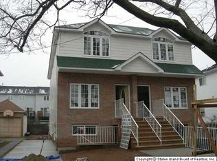 57 Weed Ave, Staten Island, NY 10306