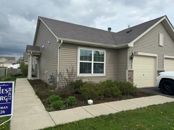 693 Florence St, Hampshire, IL 60140