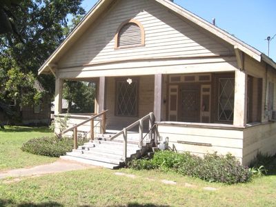 700 S Harrison St, West, TX, 76691