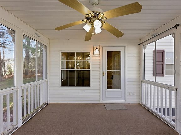5th image of 3305 Island Dr