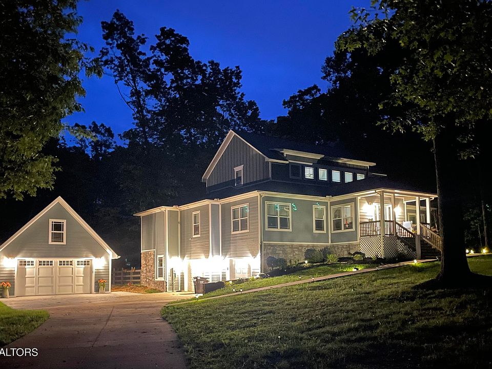 1st image of 346 Red Oak Dr