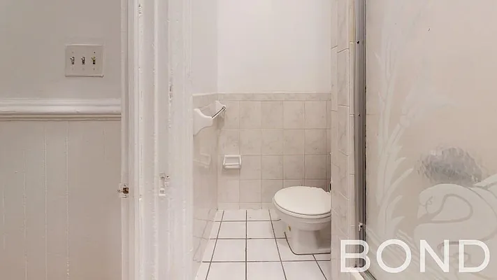 Rented by Bond New York | media 24