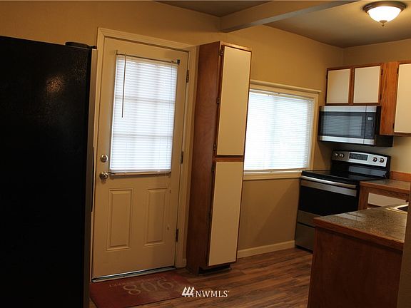 Kitchen with Newer Flooring!
