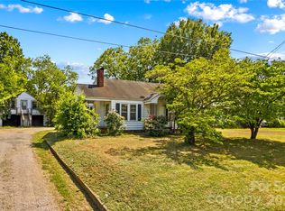 3161 Poplar Tent Rd, Concord, NC 28027
