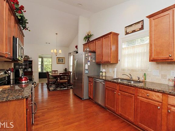 4th image of 3344 Hideaway Ln