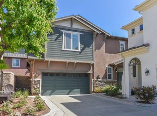 328 Flyers Ln, Tustin, CA 92782
