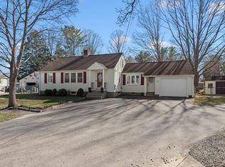 22 Hall Ct, Portsmouth, NH 03801