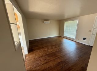 141 16th St APT 1, Springfield, OR 97477