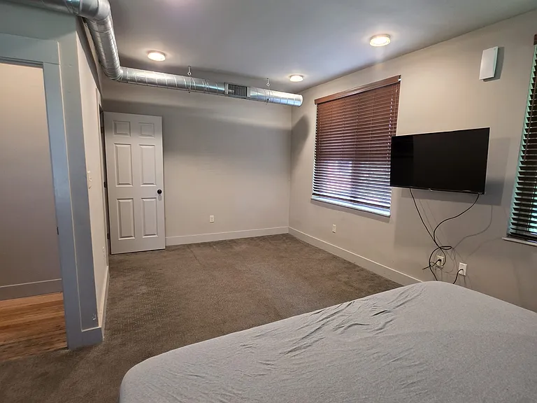 342 Forest Ave #C6 — Photo 18