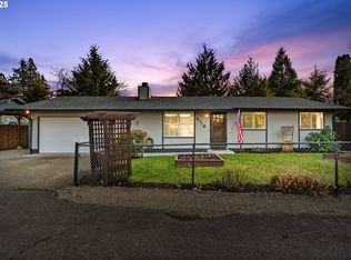 2112 W Irwin Way, Eugene, OR 97402