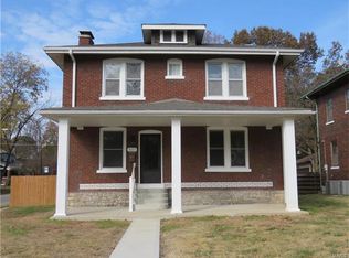 801 E B St, Belleville, IL 62220
