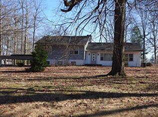 908 Forrest Cir, Lafayette, TN 37083