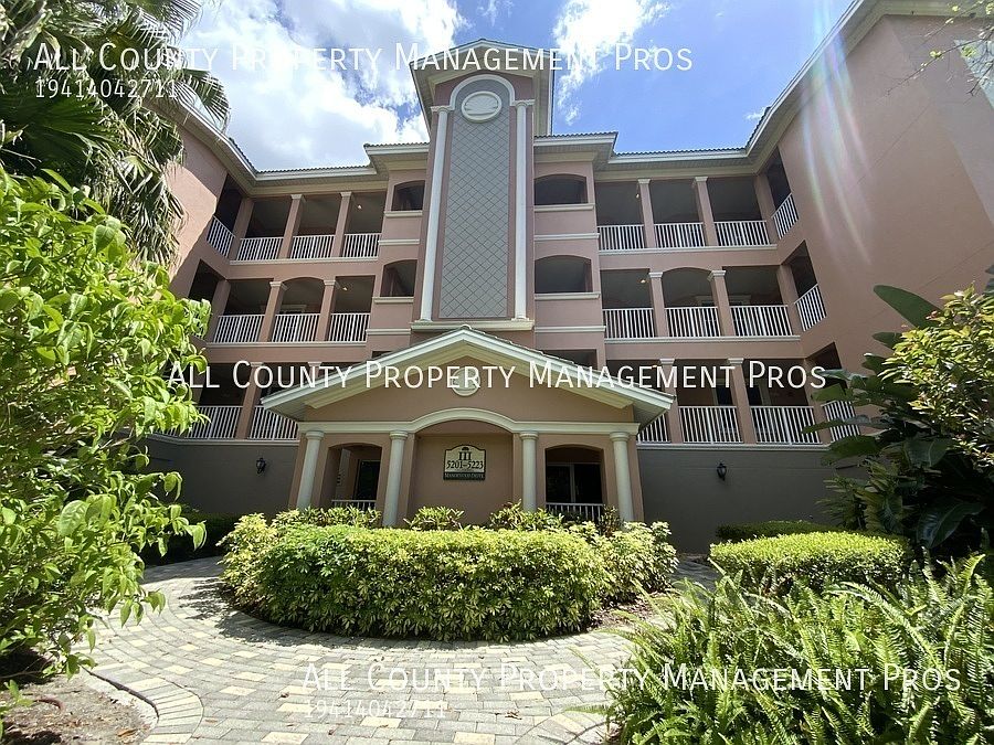 1st image of 5207 Manorwood Dr #2D