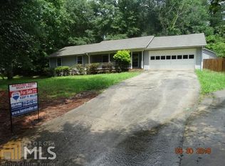 126 Stagecoach Trl, Stockbridge, GA 30281