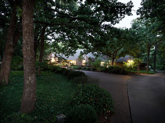 4th image of 2909 Sagebrush Dr